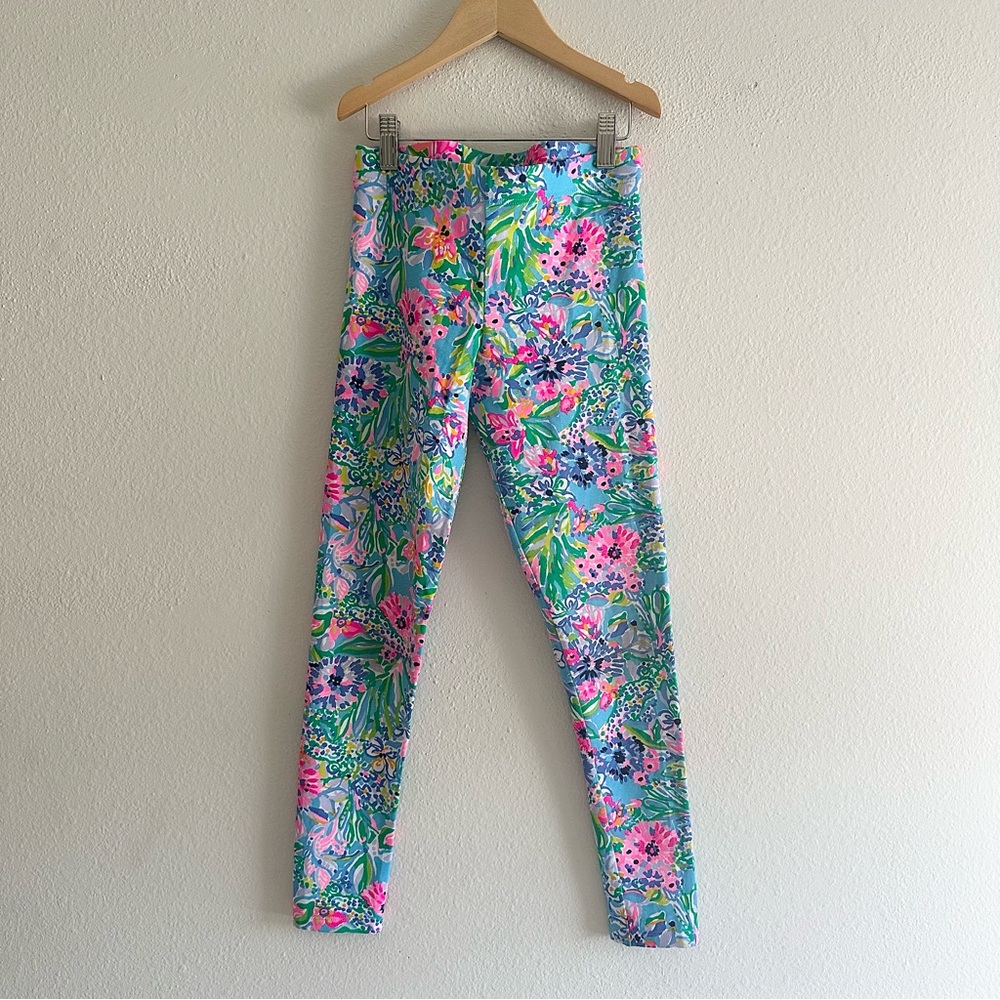 Lilly Pulitzer Girls’ Maia Leggings in Amalfi Blue Alligator Isle Large (8-10)